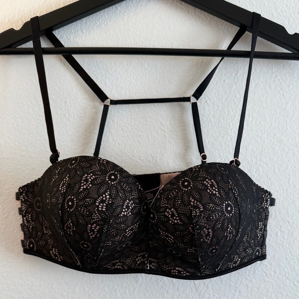 Victoria Secret Bombshell Bra.